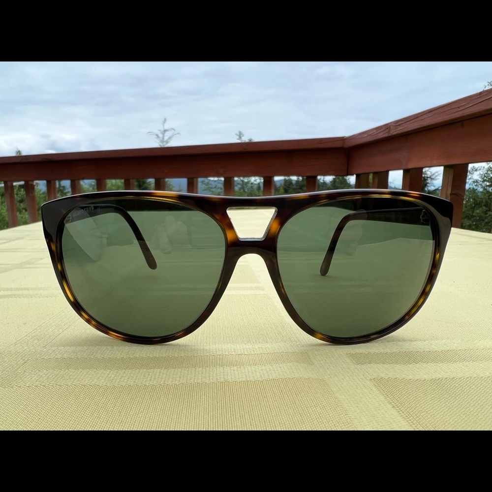 SOLD❌❌❌Versace Sunglasses❌❌❌SOLD